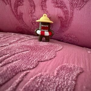 DOMO mini charm with hat